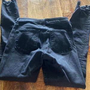 Abercrombie and Finch low rise, ankle jeans